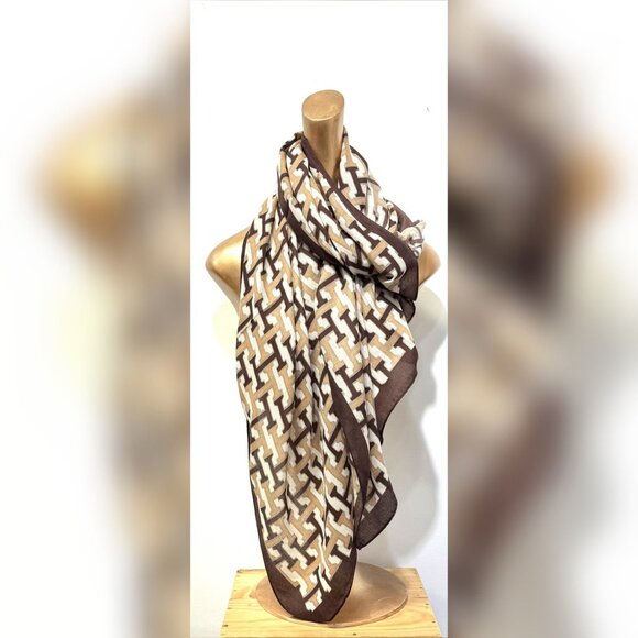 🆕️ 💖💖Mocha Monogram Scarf - Picture 1 of 1